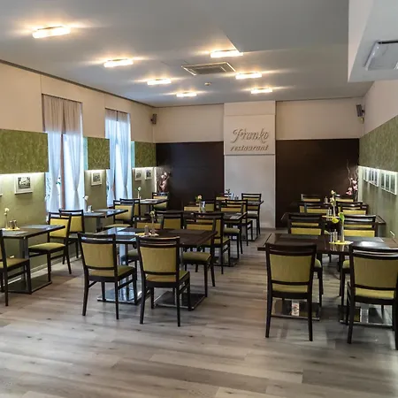 弗兰科酒店 酒店