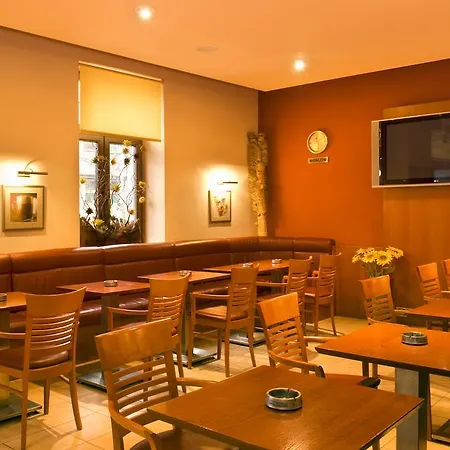 弗兰科酒店 3* 兹沃伦